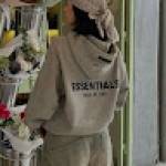 Essentials CLOTHING Profile Picture